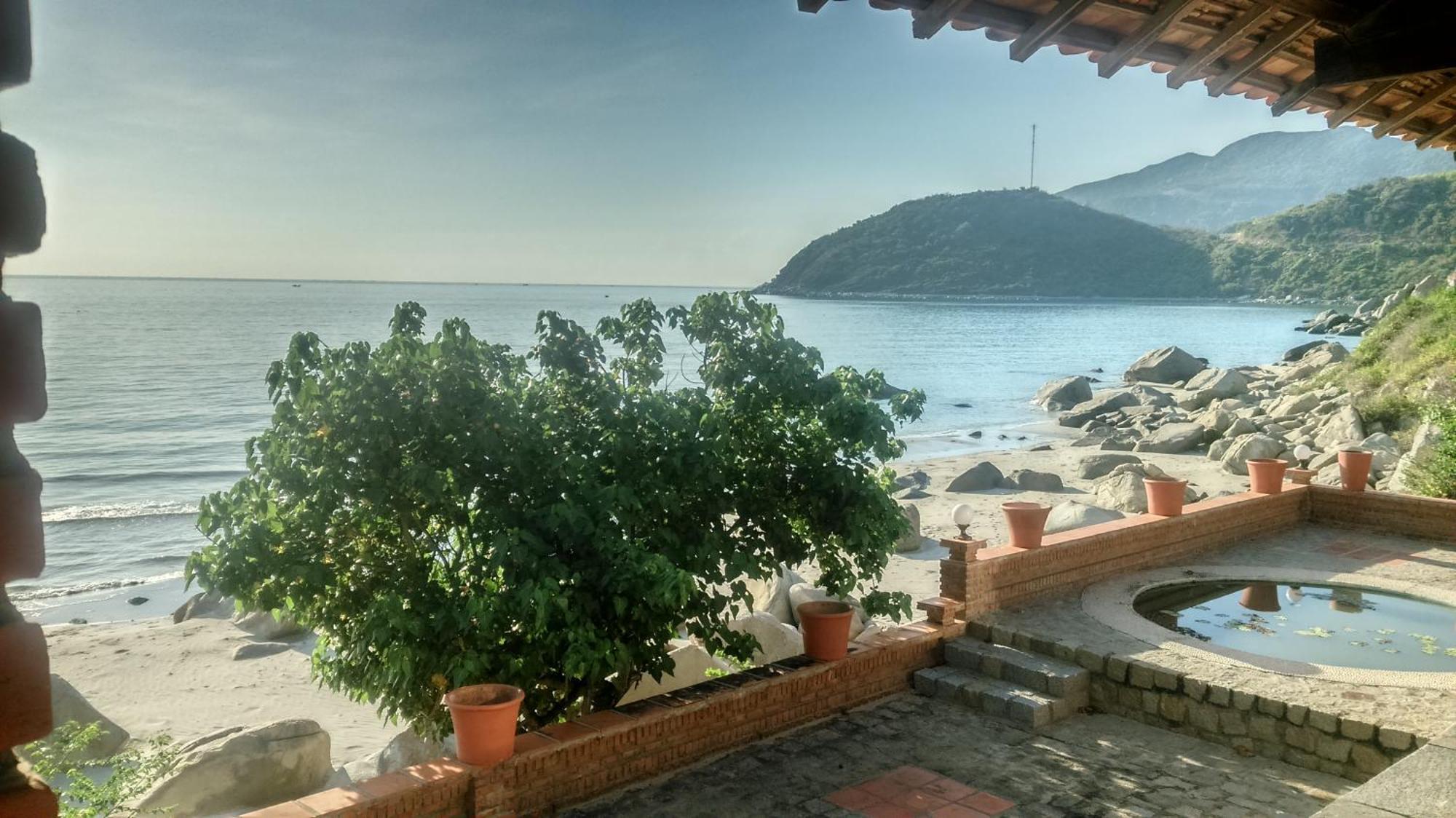 Wild Beach Boutique Resort Ниньфуок Экстерьер фото